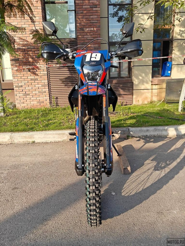 Эндуро мотоцикл Jebe 19 — надёжный байк для бездорожья